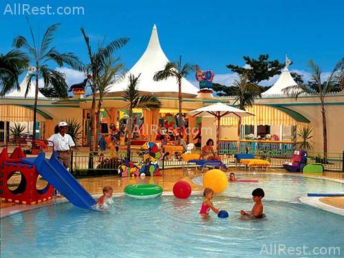 Le Coco Beach 12